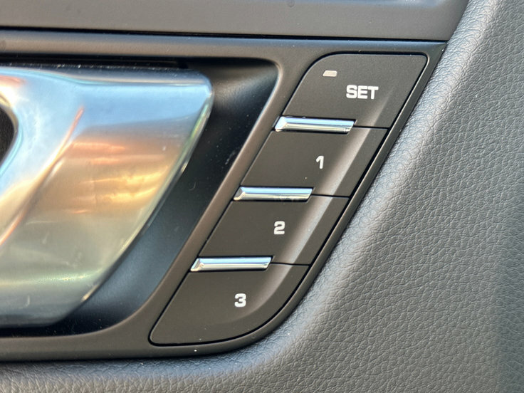 Porsche Macan High Wycombe #23