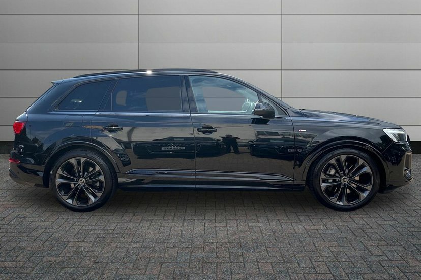 Audi Q7 3.0 Tfsi V6 Black Edition Suv Tiptronic Black #4