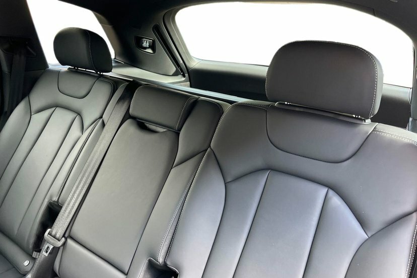 Audi Q7 Black Edition Blue #8