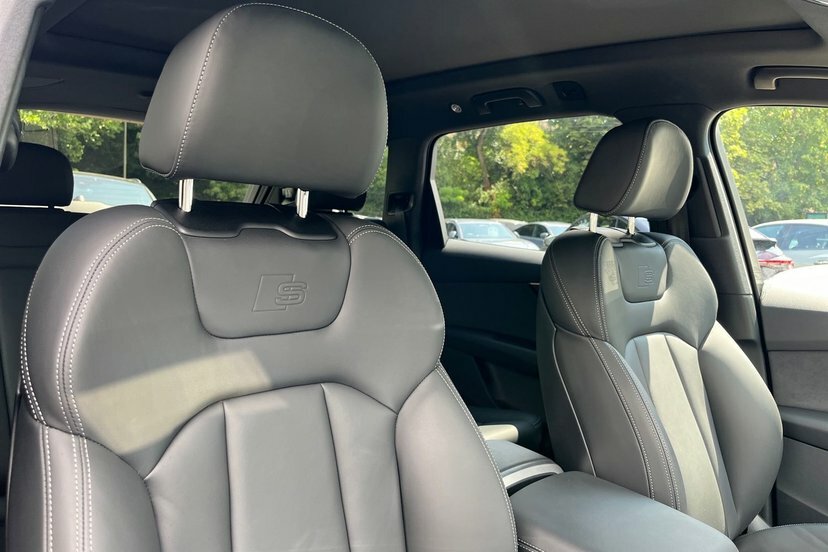 Audi Q7 Black Edition Blue #15