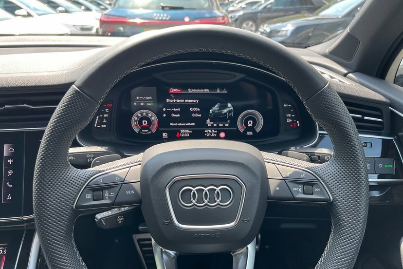 Audi Q7 Black Edition Blue #17