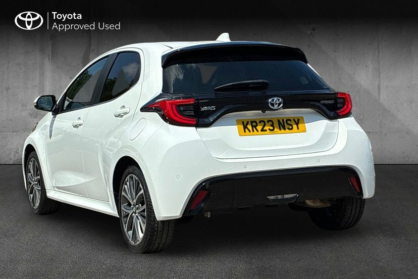 Toyota Yaris 1.5 Vvt-h Excel Hatchback Hybrid E-cvt White #4