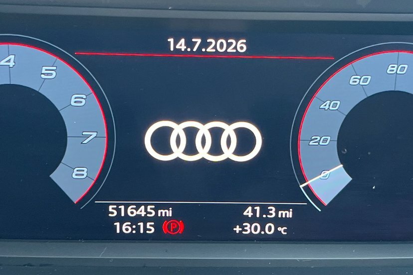 Audi Q3 Sport White #7