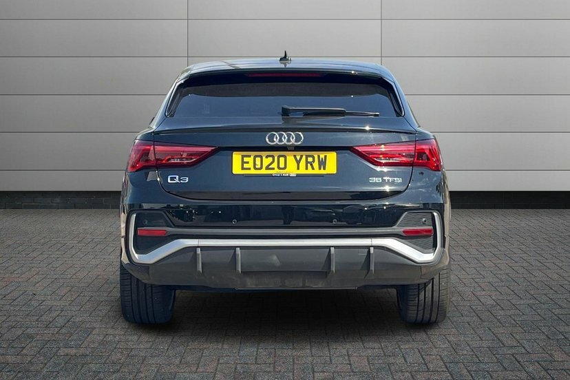 Audi Q3 Sport White #11