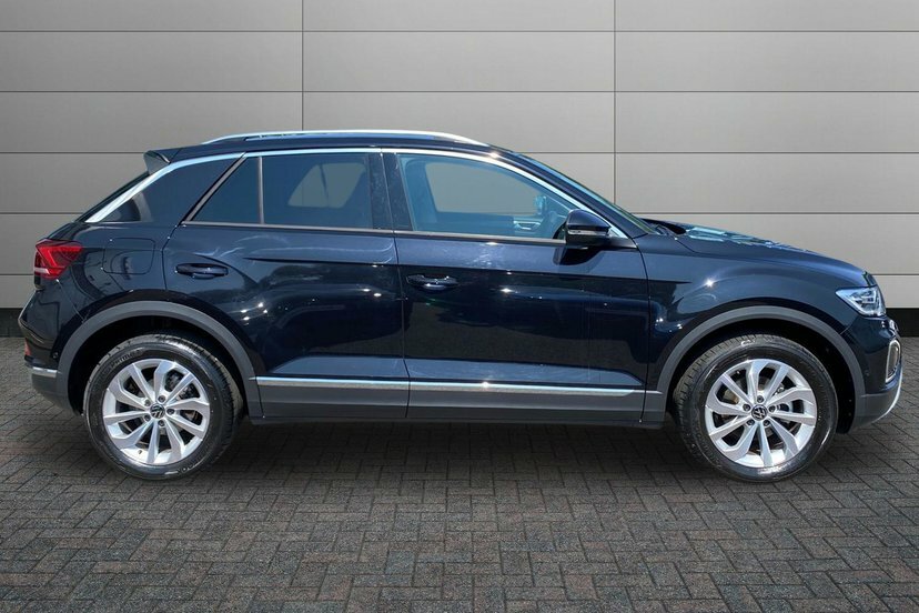 Volkswagen T-Roc 1.5 Tsi Style Suv 150 Ps Black #4