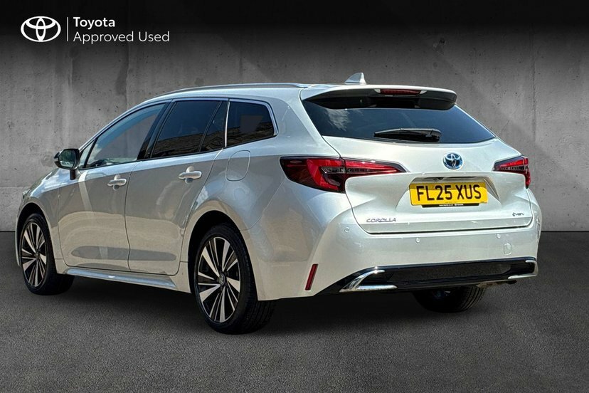 Toyota Corolla 2.0 Vvt-h Design Touring Sports Hybrid Silver #4