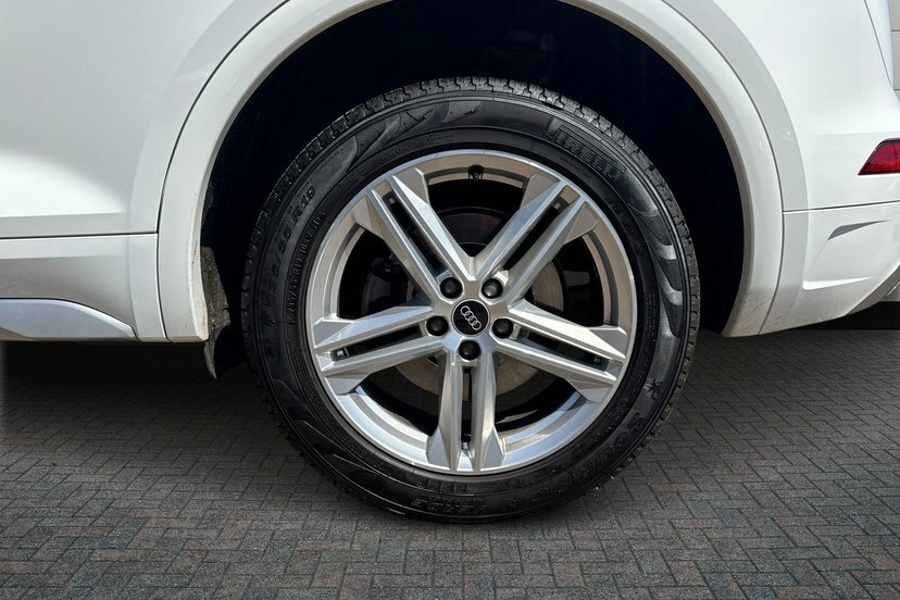 Audi Q5 2.0 Tdi 40 S Line Suv S Tronic Quattro White #5