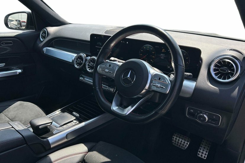 Mercedes-Benz GLB Class 1.3 Glb200 Amg Line Night Edition Premium Plus 7 KP23HYB White #5