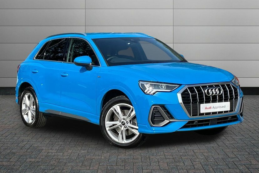 Audi Q3 2.0 Tfsi 40 S Line Suv S Tronic Quattro