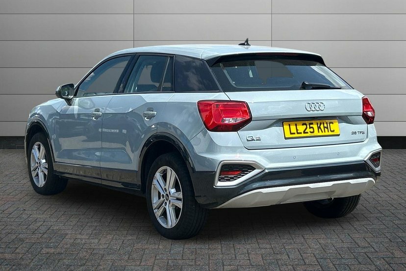 Audi Q2 1.5 Tfsi Cod 35 Sport Suv S Tronic 150 LL25KHC Grey #3