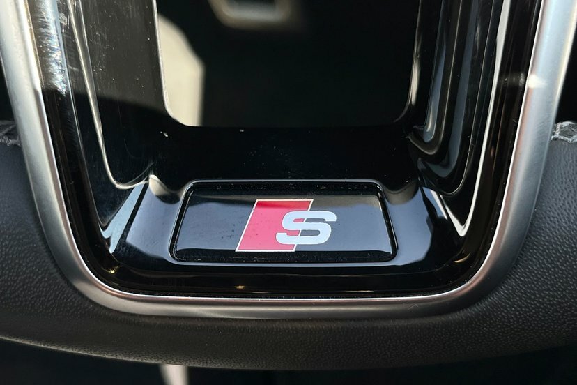 Audi A6 Saloon Sport Black #41