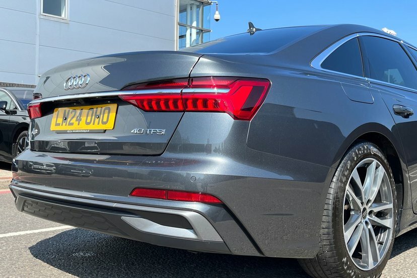 Audi A6 Saloon Sport Black #49