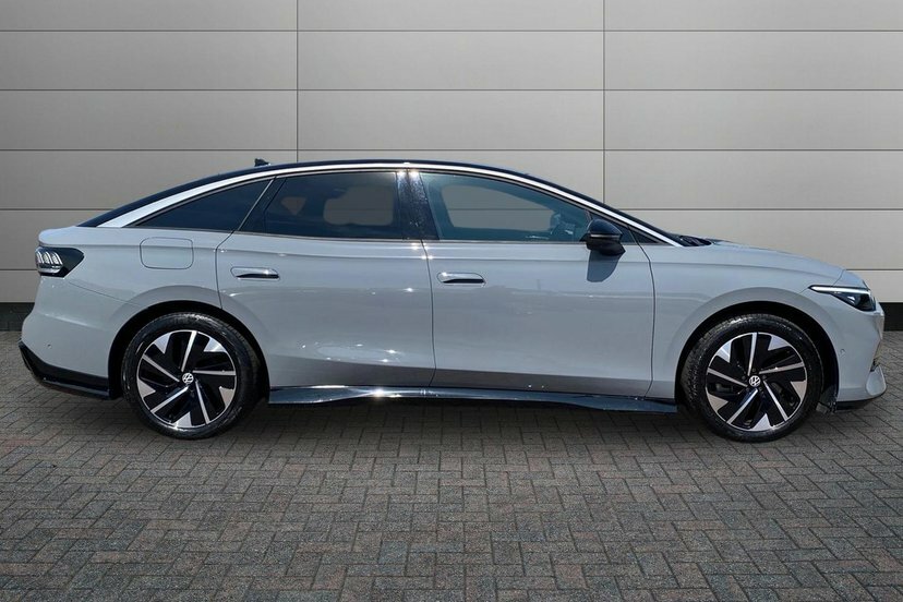 Volkswagen ID.7 Pro 77Kwh Launch Edition Fastback Aut Black #4