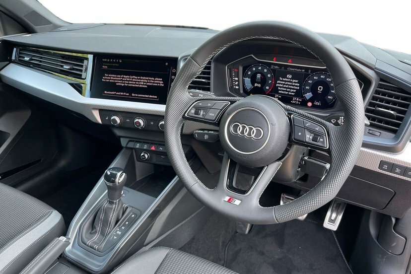 Audi A1 1.0 Tfsi 25 S Line Sportback S Tronic Black #6
