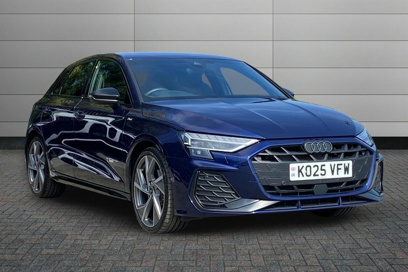 Audi A3 1.5 Tfsi 35 Black Edition Sportback S T Blue