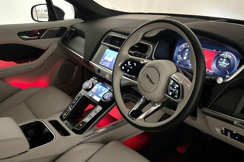 Jaguar I-Pace R-dynamic Se Black Blue #40
