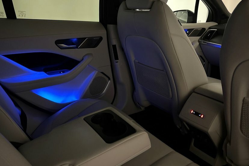 Jaguar I-Pace R-dynamic Se Black Blue #39