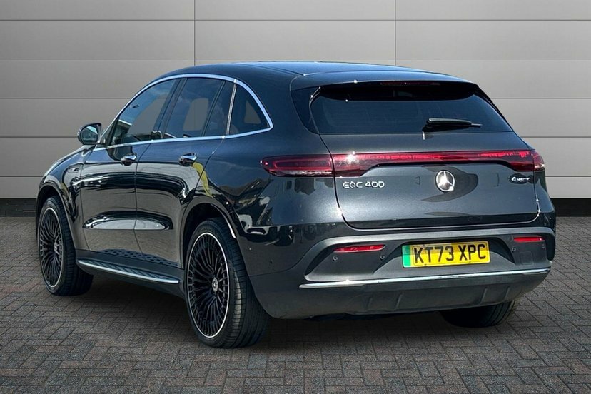 Mercedes-Benz EQC Eqc 400 80Kwh Amg Line Premium Plus 4Matic Black #2