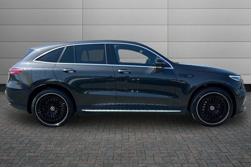 Mercedes-Benz EQC Eqc 400 80Kwh Amg Line Premium Plus 4Matic Black #3