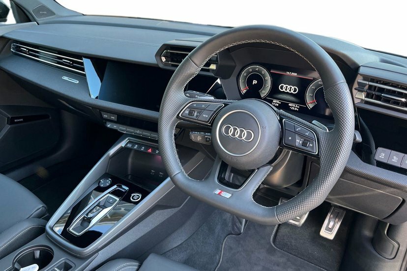 Audi A3 1.5 Tfsi 35 Black Edition Sportback S T Grey #6