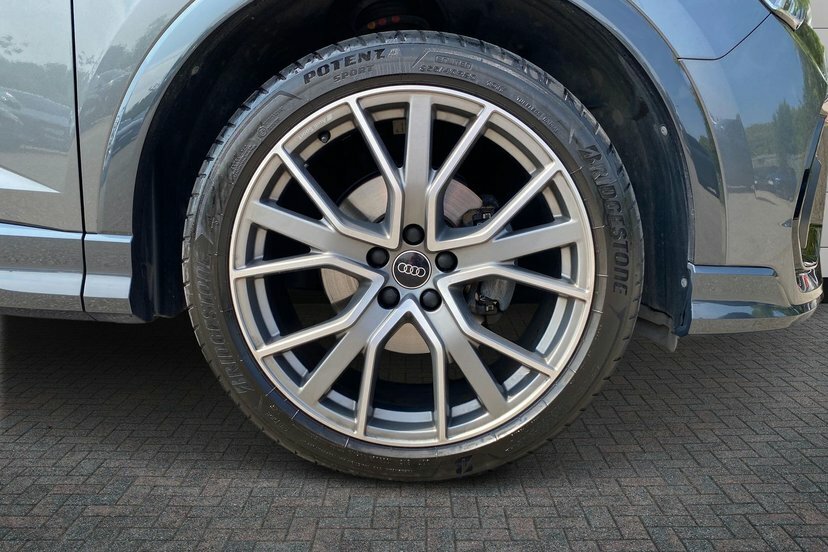 Audi Q3 1.5 Tfsi Cod 35 Black Edition Sportback DF24XYX Grey #5