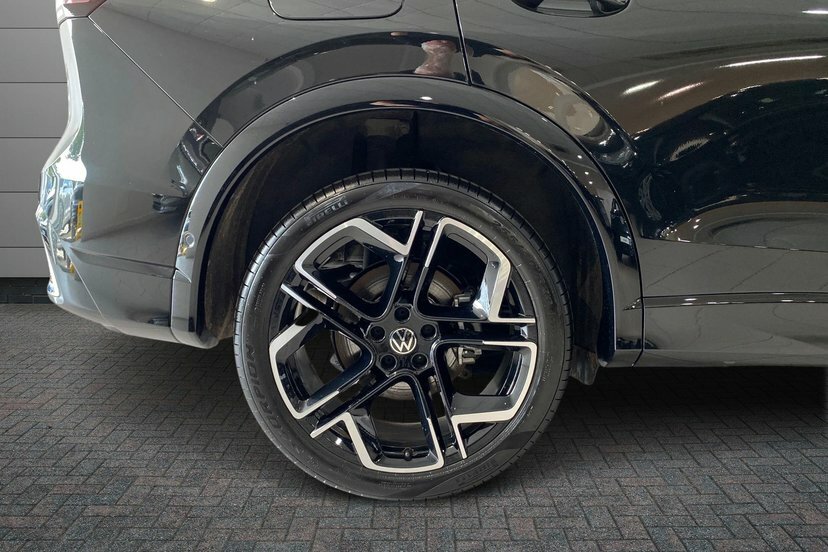 Volkswagen Tiguan 1.5 Tsi Ehybrid 19.7Kwh R-line Suv Plug KM75UOF Black #5