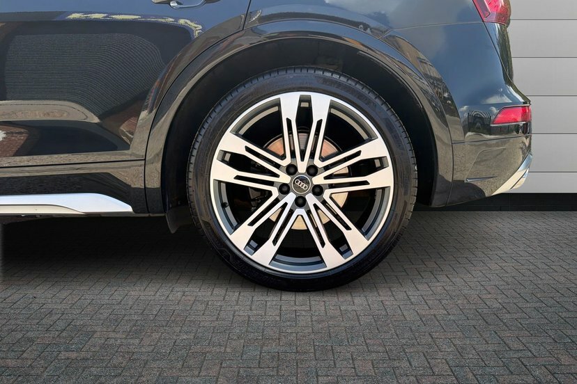 Audi SQ5 3.0 Tdi V6 Suv Tiptronic Quattro 341 P Black #5