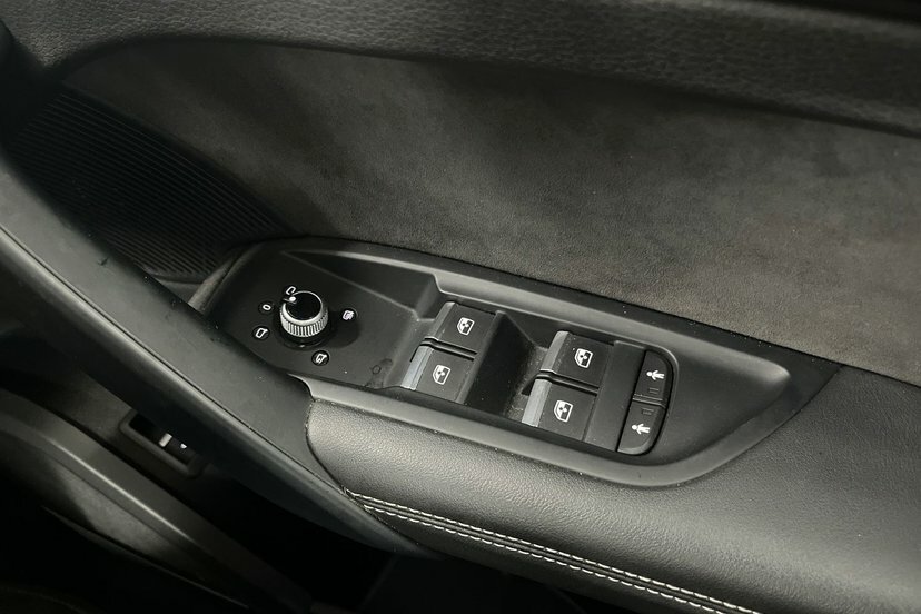 Audi SQ5 Tdi V6 Blue #21