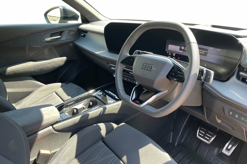 Audi Q3 1.5 E-hybrid Edition 1 Suv Plug-in Hybr Grey #6