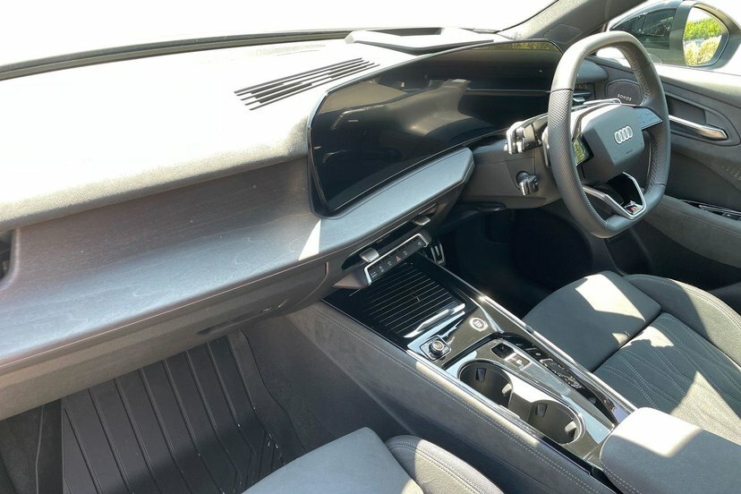 Audi Q3 1.5 E-hybrid Edition 1 Suv Plug-in Hybr Grey #2
