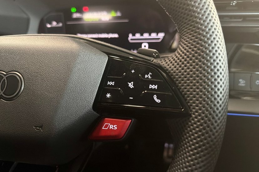 Audi RS3 Carbon Vorsprung Black #28