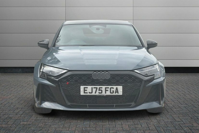 Audi RS3 Carbon Vorsprung Black #10