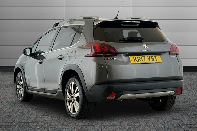 Peugeot 2008 1.2 Puretech Allure Grey #3
