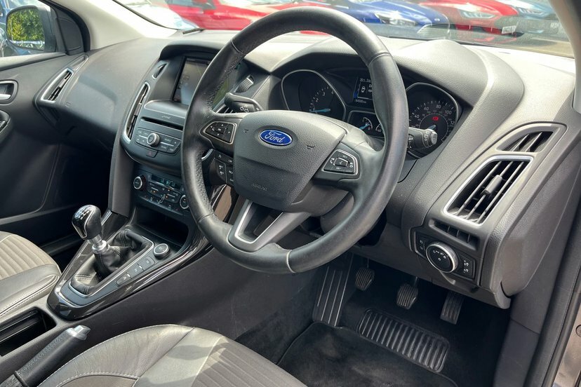 Ford Focus 1.0 Titanium 124 Blue #22