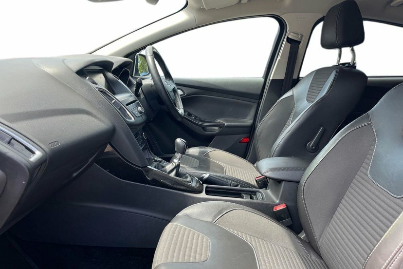 Ford Focus 1.0 Titanium 124 Blue #2