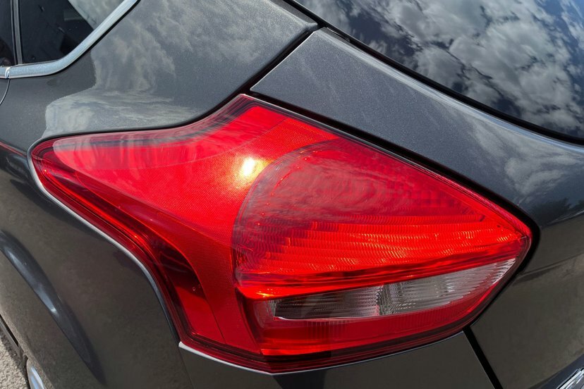 Ford Focus 1.0 Titanium 124 Blue #20