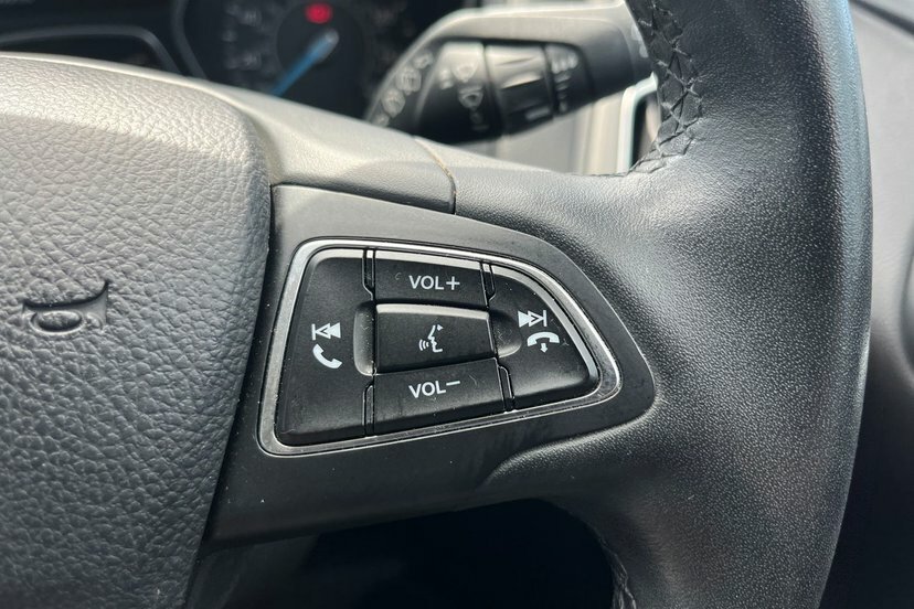 Ford Focus 1.0 Titanium 124 Blue #29