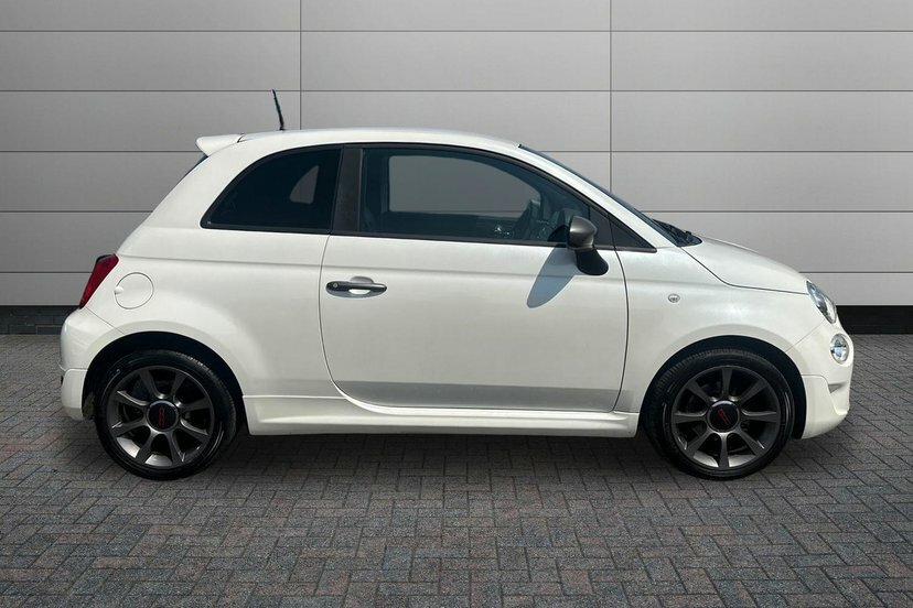 Fiat 500 1.2 S Hatchback Dualogic 69 Bhp GU17JHX White #4