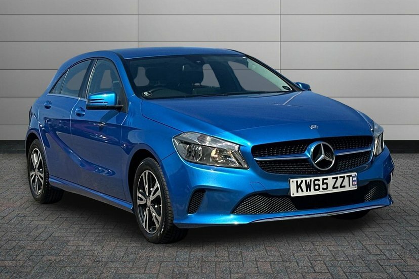 Mercedes-Benz A Class 1.6 A180 Se Hatchback 7G-dct 122 Ps Blue