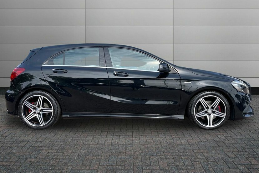 Mercedes-Benz A Class A250 Amg Premium Hatchback RJ16YUU Black #3