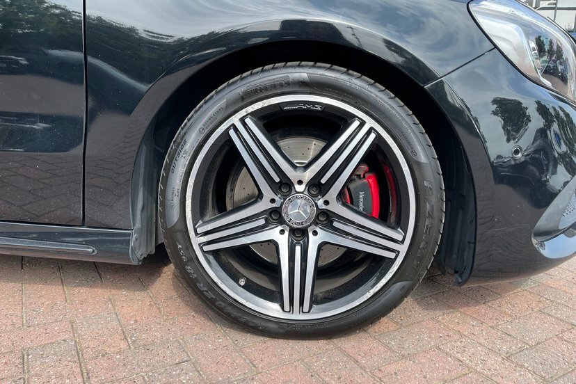 Mercedes-Benz A Class A250 Amg Premium Hatchback RJ16YUU Black #4