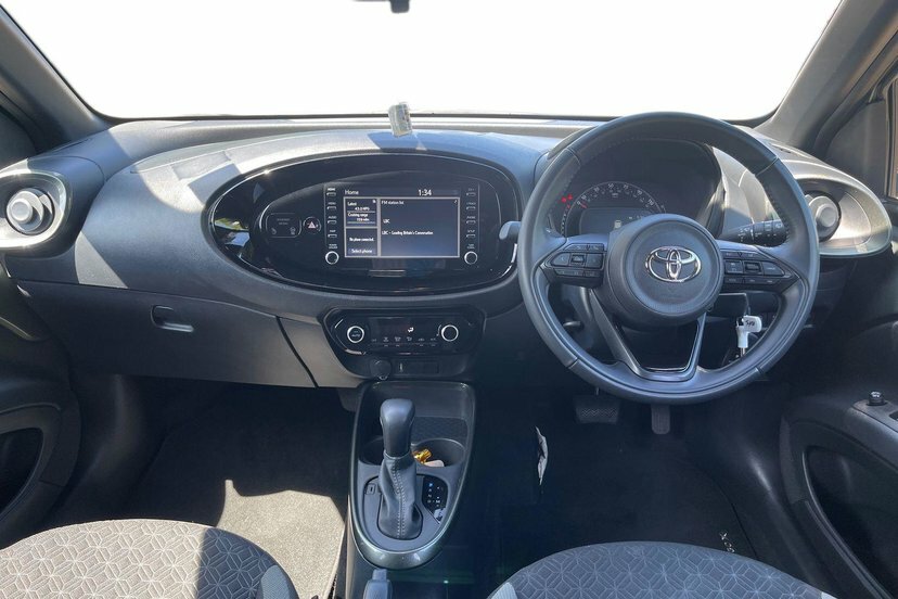 Toyota Aygo X 1.0 Vvt-i Edge Hatchback X-shift 72 Ps LX23XJC Black #6