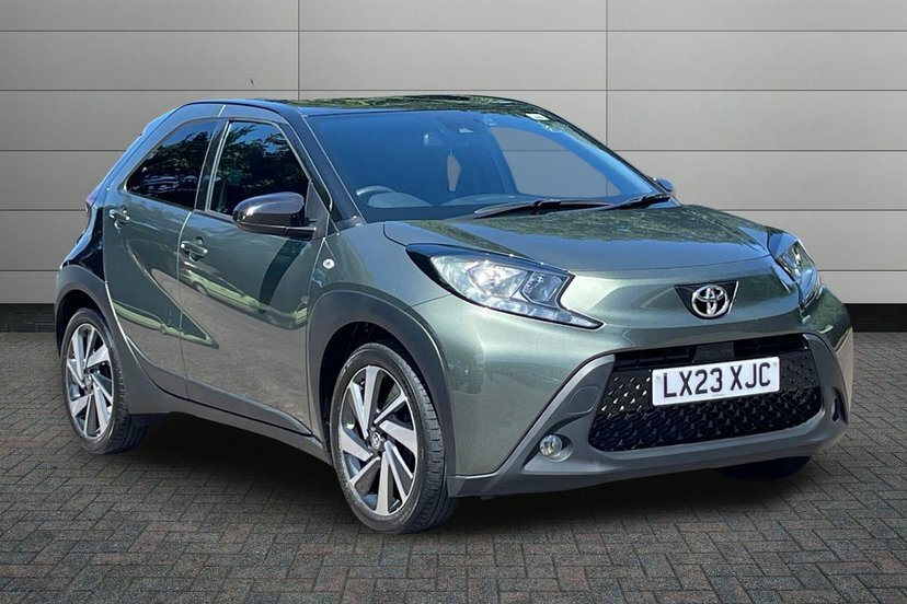 Toyota Aygo X 1.0 Vvt-i Edge Hatchback X-shift 72 Ps Black