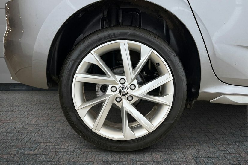 Skoda Kamiq Kamiq Se L Executive 1.0 Tsi 110 Ps 6G Man Grey #5