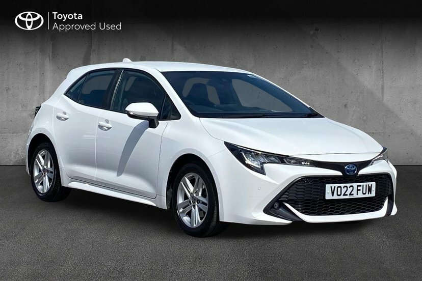 Toyota Corolla 1.8 Vvt-h Gpf Icon Tech Hatchback Hybri White
