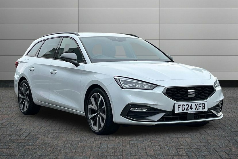 Seat Leon 1.5 Etsi Mhev Fr Estate Hybrid Dsg 150 White