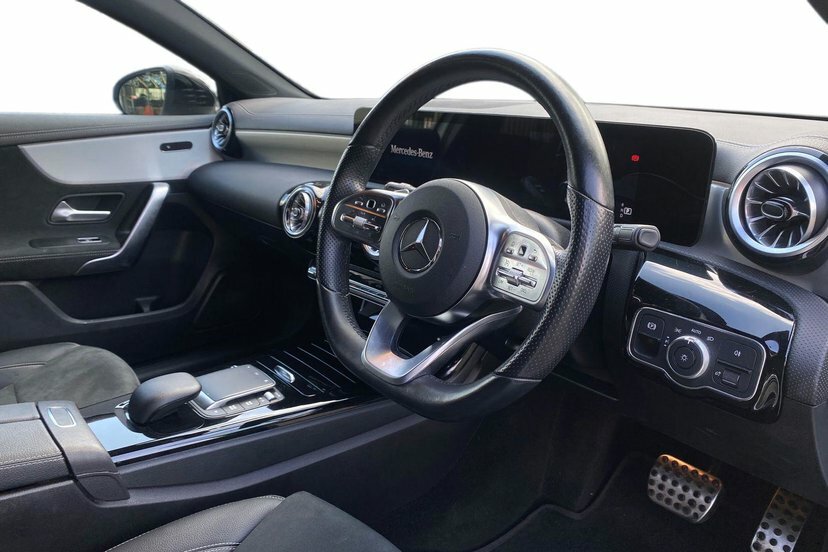Mercedes-Benz A Class A180 Amg Line Edition Executive WX72XDF White #5