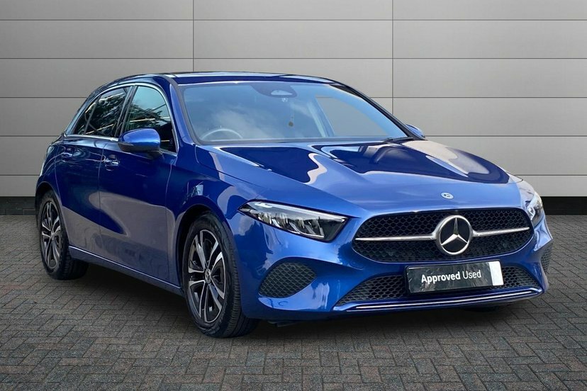Mercedes-Benz A Class 1.3 A200h Mhev Sport Executive Hatchback Pet Blue