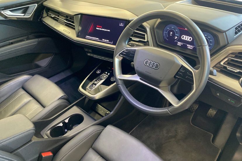 Audi Q4 E Tron 35 Sport Suv 55Kwh 170 Ps Black #6