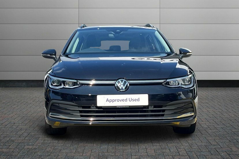 Volkswagen Golf 1.5 Etsi Mhev Style Estate Hybrid Dsg Black #6